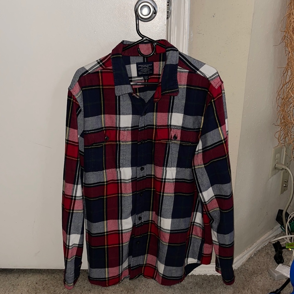 Men’s: American Eagle Flannel